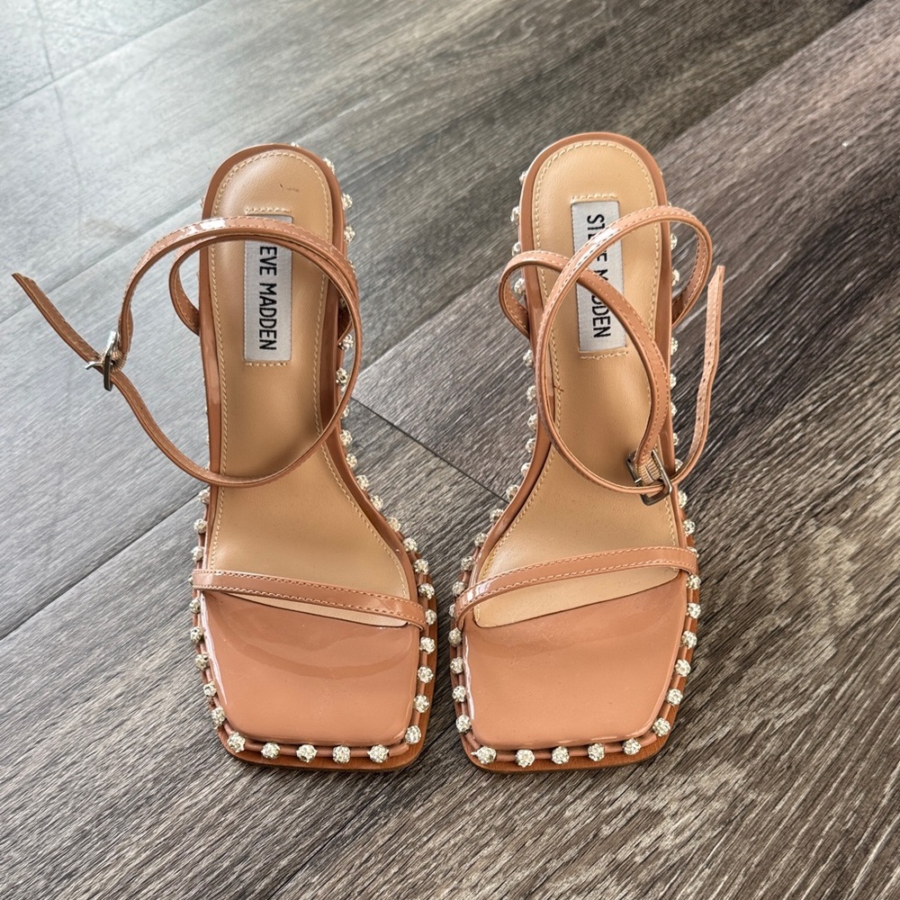 Steve Madden Nude Heels